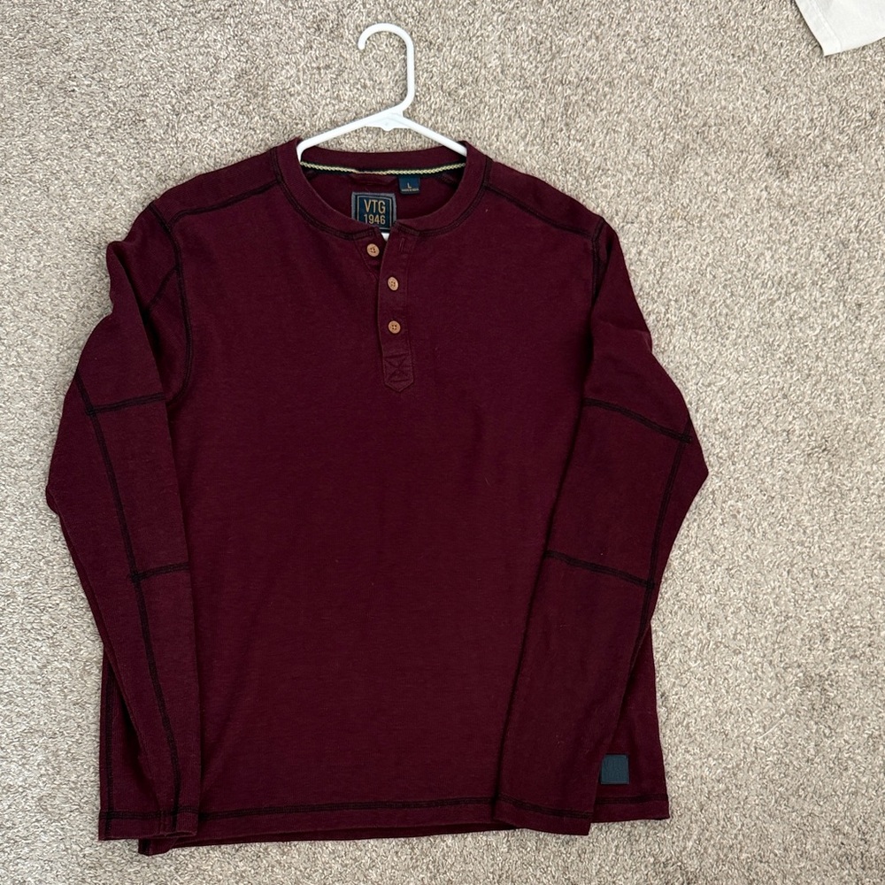 Men’s Burgundy Henley Long-Sleeve Shirt